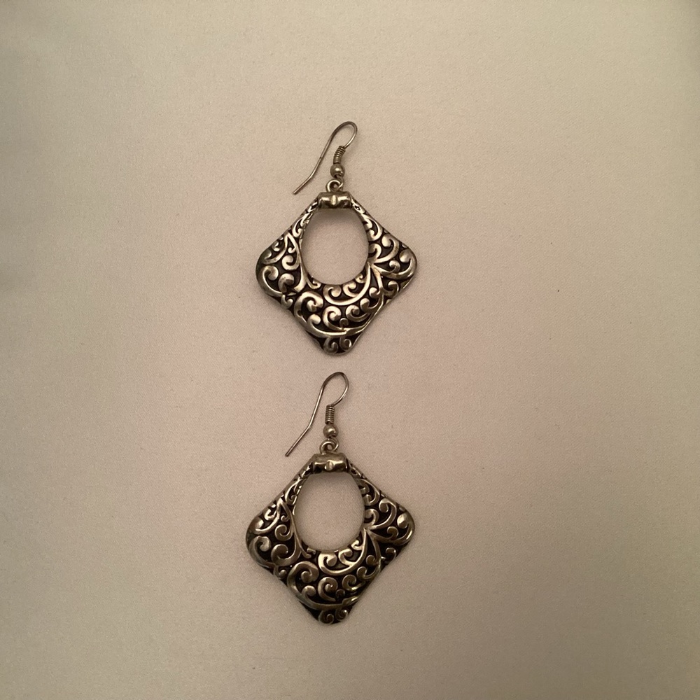 Elegant Silver Dangle Earrings